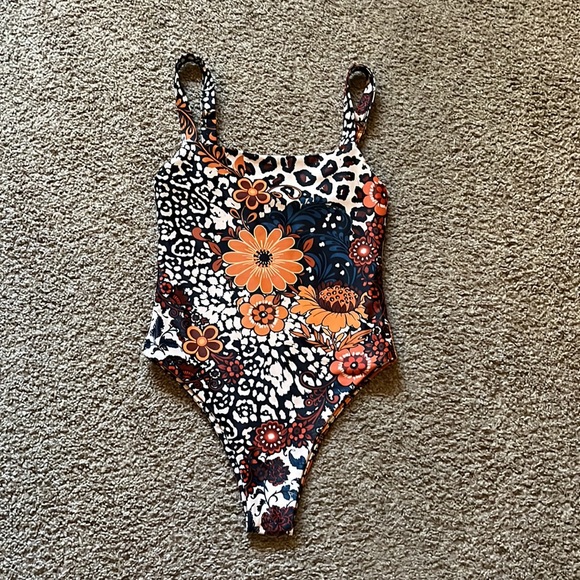 Kulani Kinis Swim Kulani Kinis Salty Safari Bikini Onepiece Swim